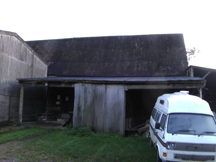 Tudor Barn from NE